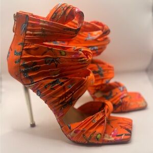 Size 8.5 / Women’s Orange Floral Wrap High Heel Sandals